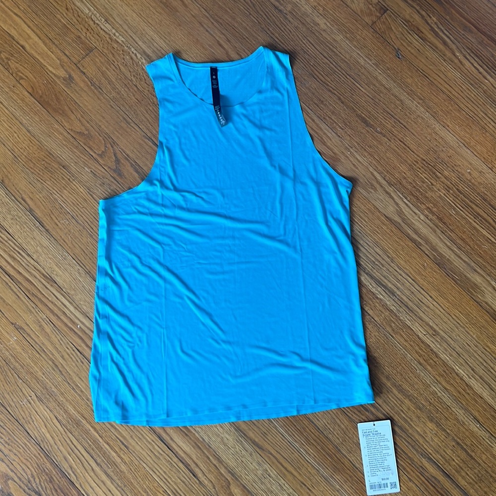 NWT Lululemon Fast and Free Singlet Large never worn before perfect condition!
